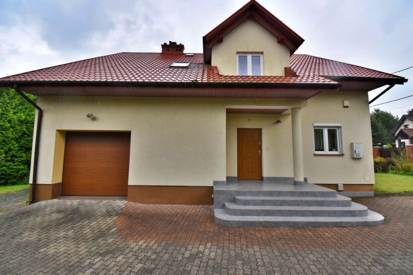 Dom Sprzedaż - świętokrzyskie, kielecki, Piekoszów