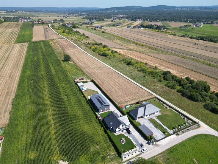 Dom Sprzedaż - świętokrzyskie, kielecki, Strawczyn, Chełmce