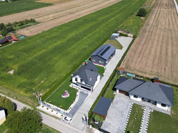 Dom Sprzedaż - świętokrzyskie, kielecki, Strawczyn, Chełmce