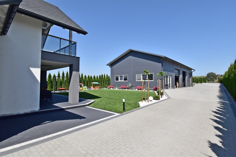 Dom Sprzedaż - świętokrzyskie, kielecki, Strawczyn, Chełmce