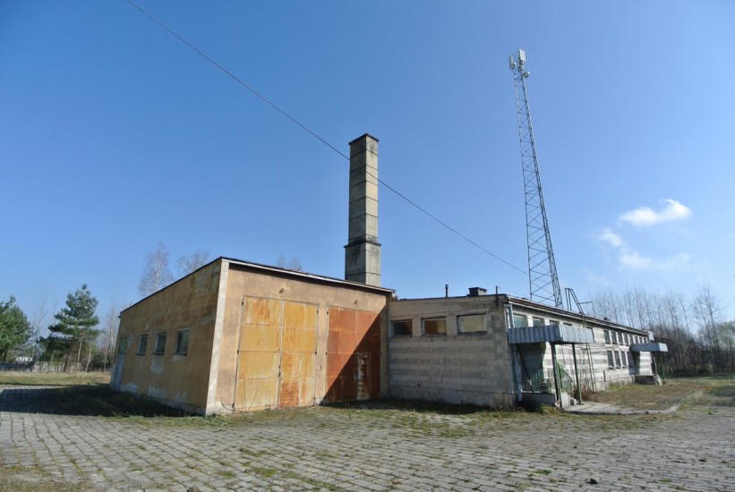 Hala Sprzedaż - świętokrzyskie, staszowski, Oleśnica