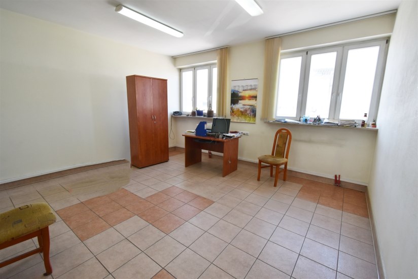 Lokal Wynajem - świętokrzyskie, Kielce m., Kielce, Niewachlów Pierwszy