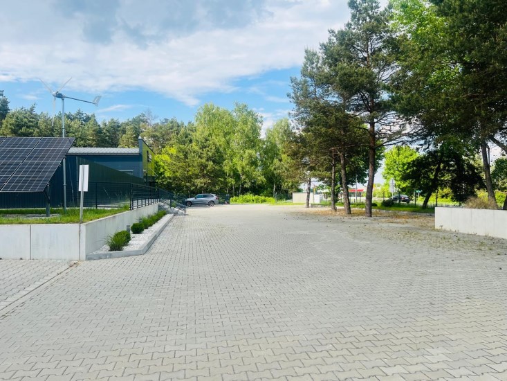 Hala Sprzedaż - świętokrzyskie, buski, Busko-Zdrój, Mikułowice