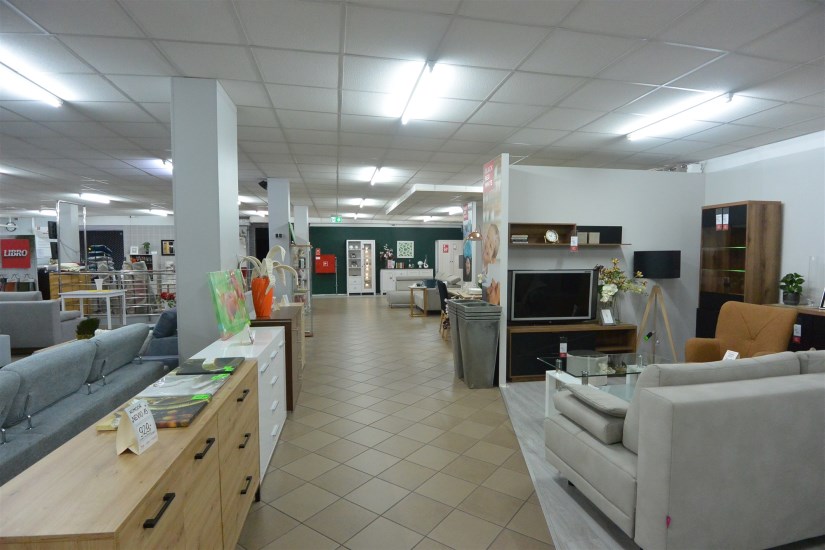 Hala Sprzedaż - świętokrzyskie, starachowicki, Starachowice, Wierzbnik