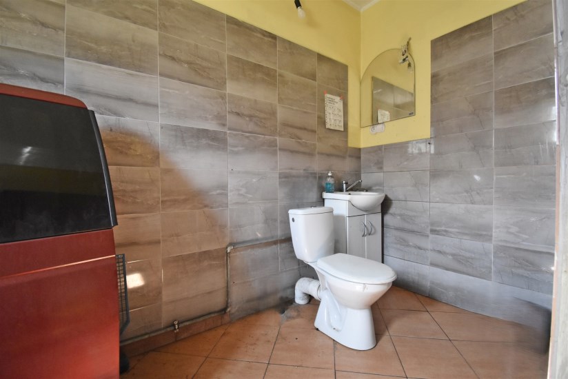 Hala Sprzedaż - świętokrzyskie, jędrzejowski, Oksa, Błogoszów