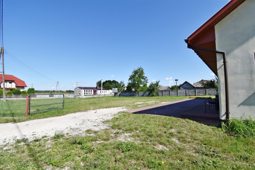 Hala Sprzedaż - świętokrzyskie, jędrzejowski, Oksa, Błogoszów