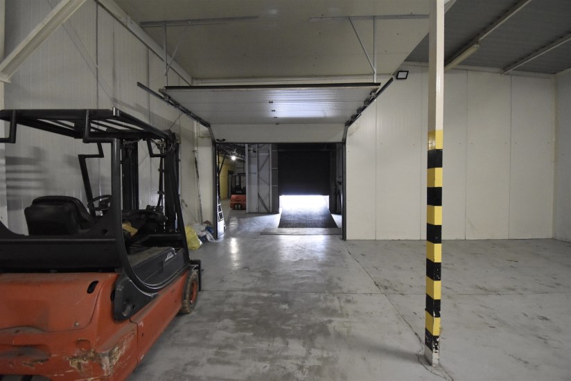 Hala Sprzedaż - świętokrzyskie, kielecki, Zagnańsk, Zachełmie