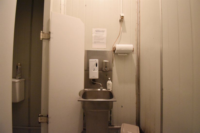 Hala Sprzedaż - świętokrzyskie, kielecki, Zagnańsk, Zachełmie