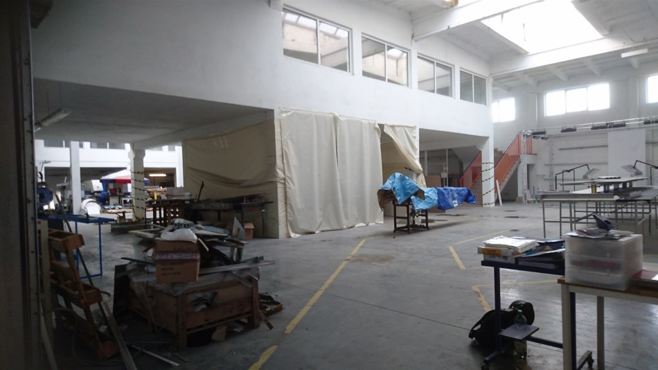 Hala Sprzedaż - świętokrzyskie, ostrowiecki, Ostrowiec Świętokrzyski, Kąty Denkowskie