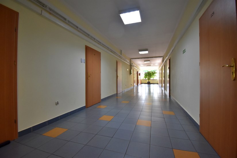 Lokal Wynajem - świętokrzyskie, Kielce m., Kielce, os. Jagiellońskie