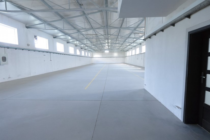 Hala Sprzedaż - świętokrzyskie, konecki, Końskie, Kopaniny