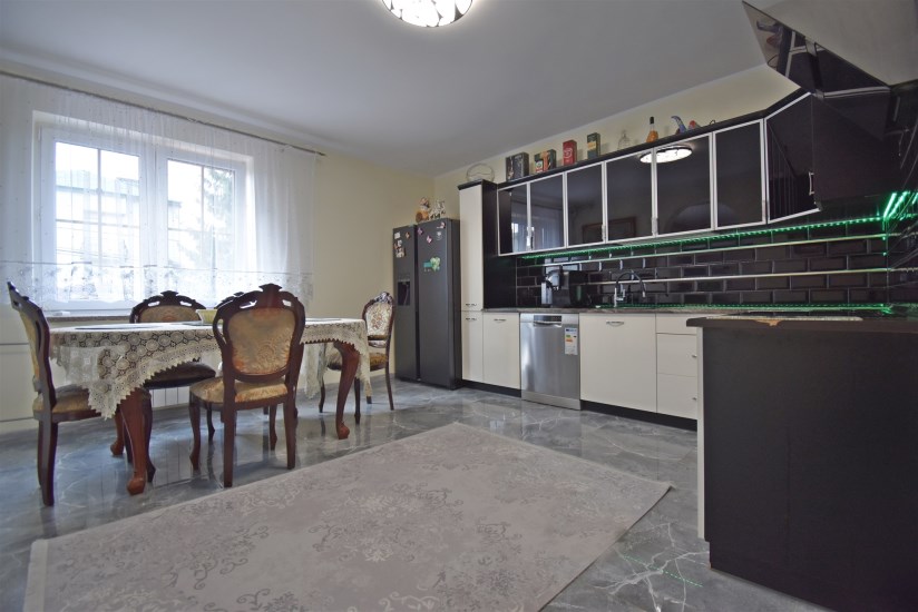 Dom Sprzedaż - świętokrzyskie, Kielce m., Kielce, Białogon