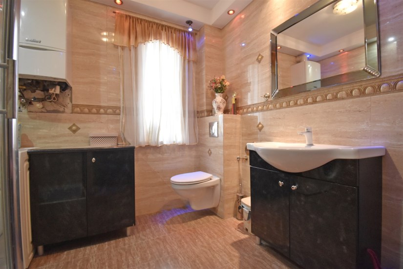 Dom Sprzedaż - świętokrzyskie, Kielce m., Kielce, Białogon