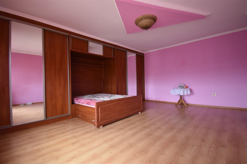 Dom Sprzedaż - świętokrzyskie, Kielce m., Kielce, Białogon