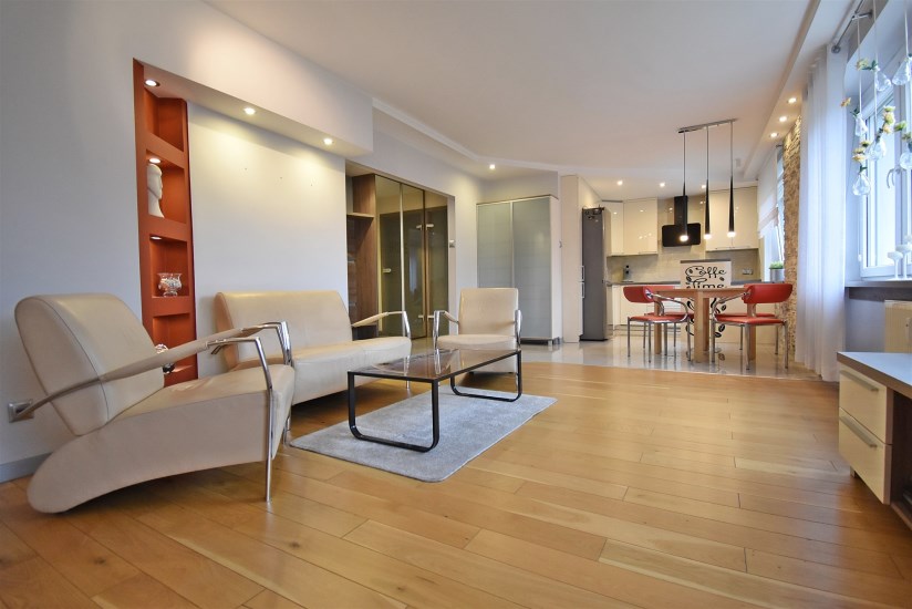 Mieszkanie Sprzedaż - świętokrzyskie, Kielce m., Kielce, Herby