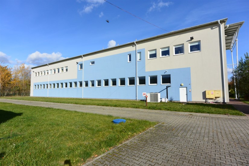 Hala Sprzedaż - świętokrzyskie, buski, Tuczępy, Dobrów