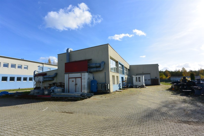 Hala Sprzedaż - świętokrzyskie, buski, Tuczępy, Dobrów