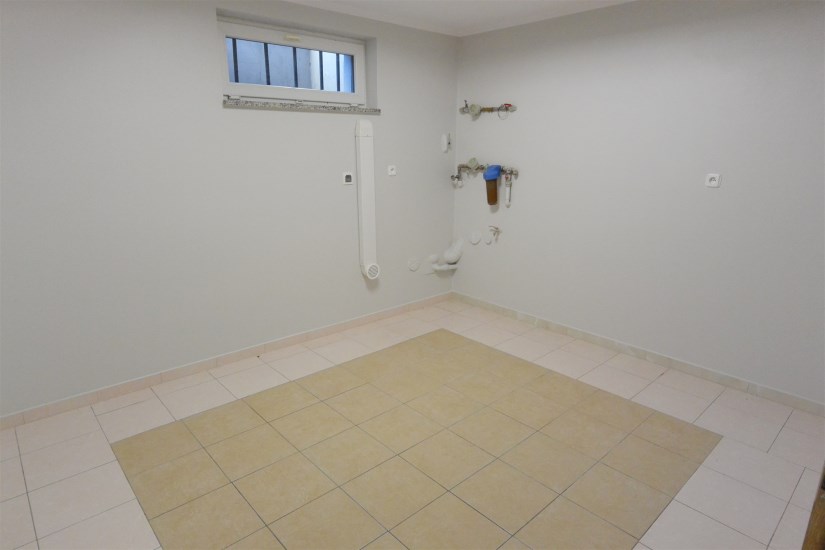 Lokal Wynajem - świętokrzyskie, kielecki, Daleszyce