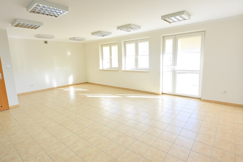 Lokal Wynajem - świętokrzyskie, kielecki, Daleszyce