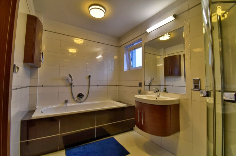 Mieszkanie Sprzedaż - świętokrzyskie, Kielce m., Kielce, Baranówek