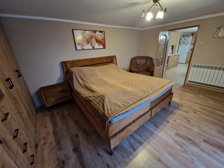 Dom Sprzedaż - świętokrzyskie, pińczowski, Działoszyce, Szyszczyce