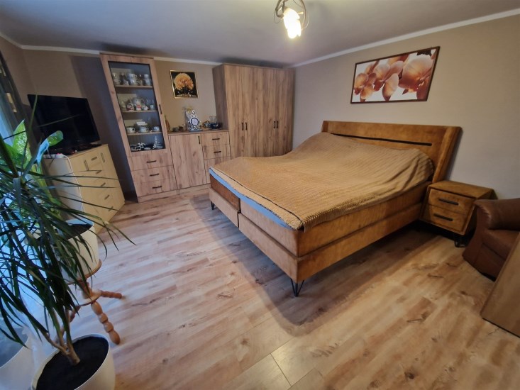 Dom Sprzedaż - świętokrzyskie, pińczowski, Działoszyce, Szyszczyce