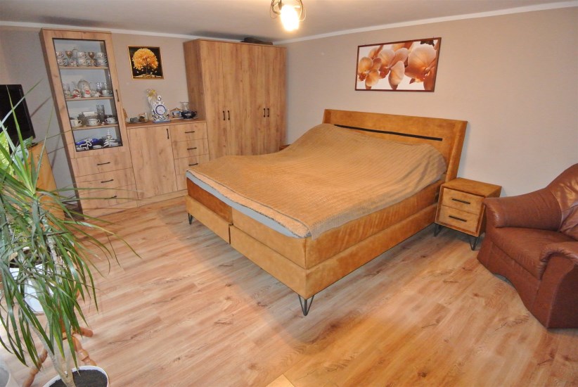 Dom Sprzedaż - świętokrzyskie, pińczowski, Działoszyce, Szyszczyce