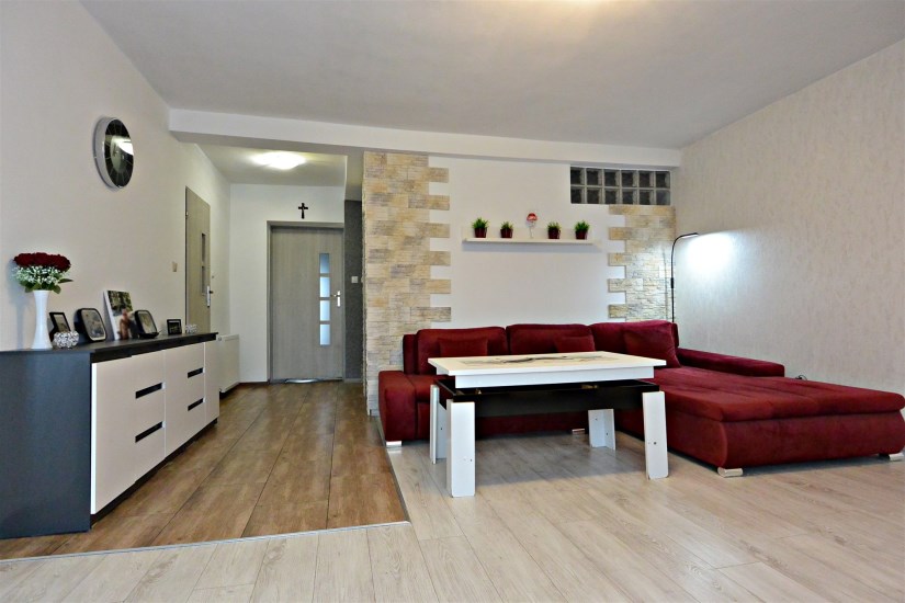 Dom Sprzedaż - świętokrzyskie, konecki, Fałków, Pląskowice