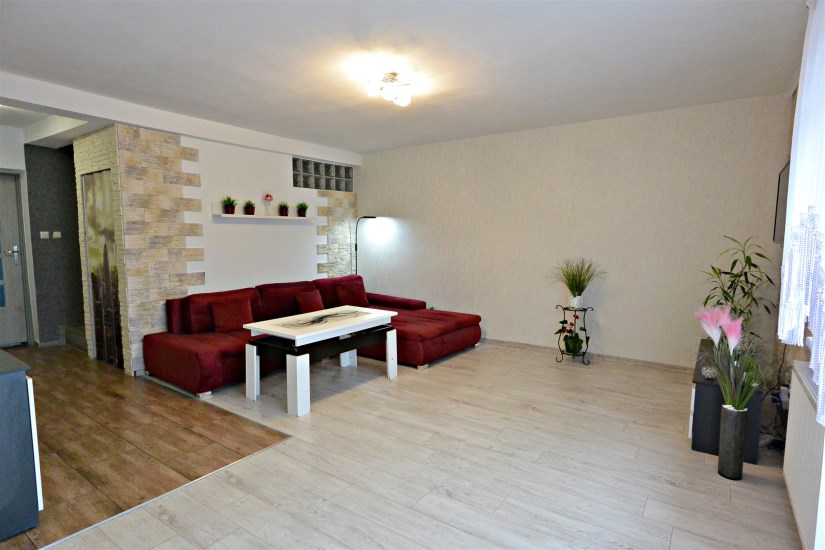 Dom Sprzedaż - świętokrzyskie, konecki, Fałków, Pląskowice