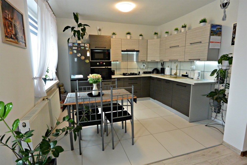 Dom Sprzedaż - świętokrzyskie, konecki, Fałków, Pląskowice