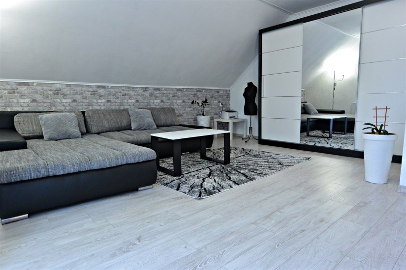 Dom Sprzedaż - świętokrzyskie, konecki, Fałków, Pląskowice