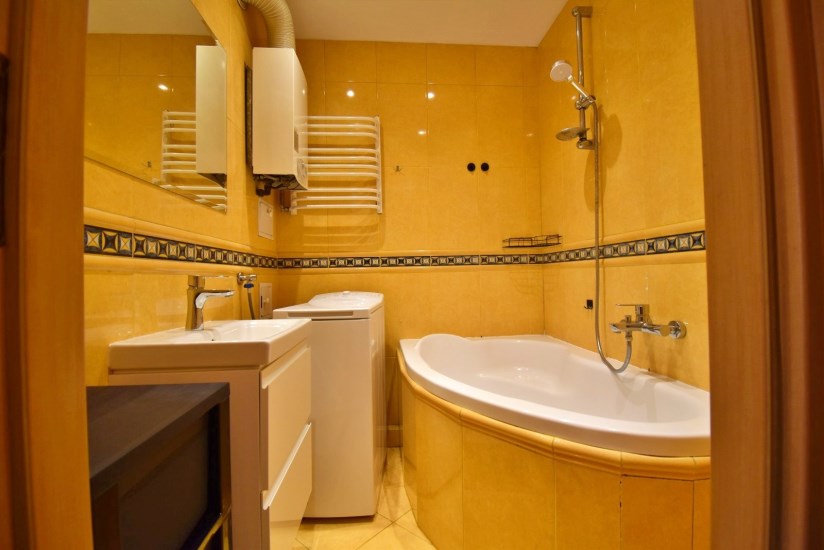 Mieszkanie Sprzedaż - świętokrzyskie, Kielce m., Kielce, Podkarczówka