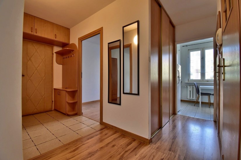 Mieszkanie Sprzedaż - świętokrzyskie, Kielce m., Kielce, Podkarczówka