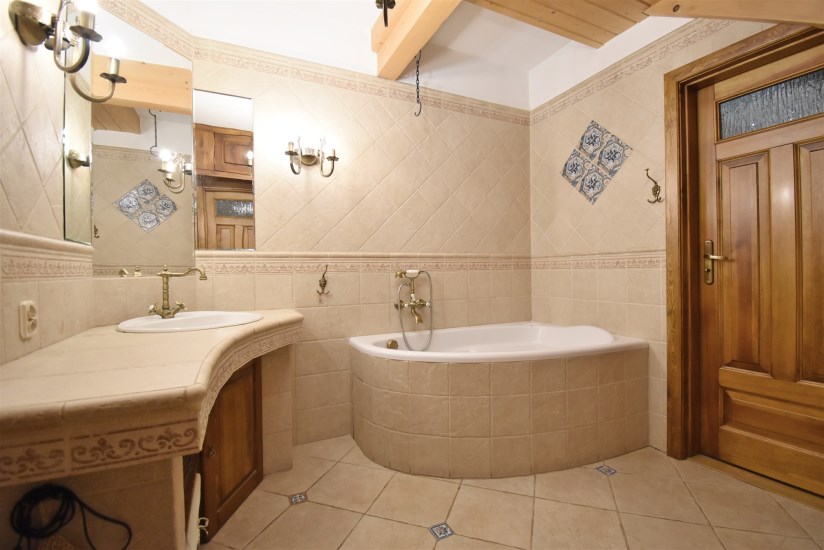 Dom Sprzedaż - świętokrzyskie, skarżyski, Łączna, Klonów