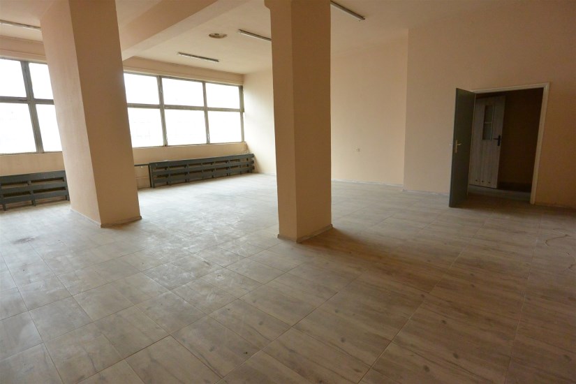 Lokal Wynajem - świętokrzyskie, Kielce m., Kielce, os. Jagiellońskie