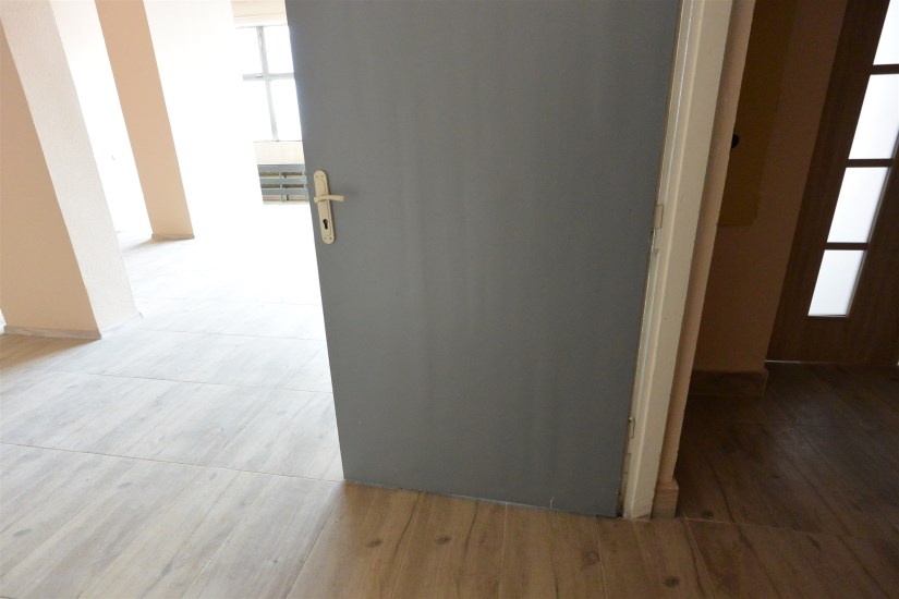 Lokal Wynajem - świętokrzyskie, Kielce m., Kielce, os. Jagiellońskie