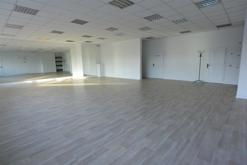 Lokal Wynajem - świętokrzyskie, Kielce m., Kielce, Podkarczówka