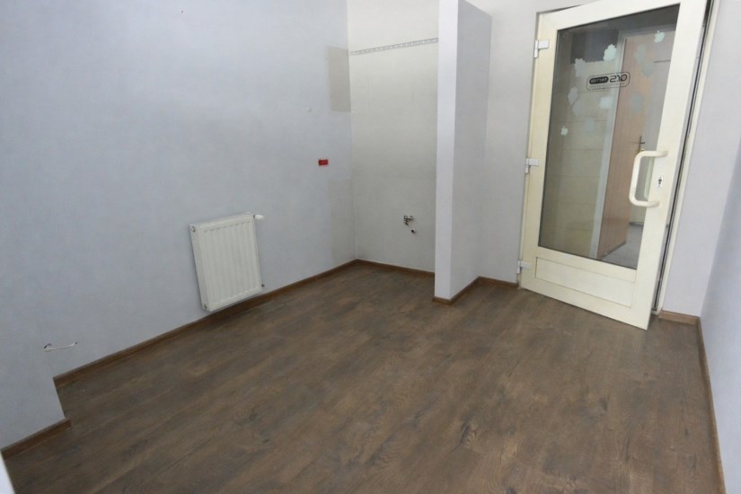 Lokal Wynajem - świętokrzyskie, Kielce m., Kielce, Podkarczówka