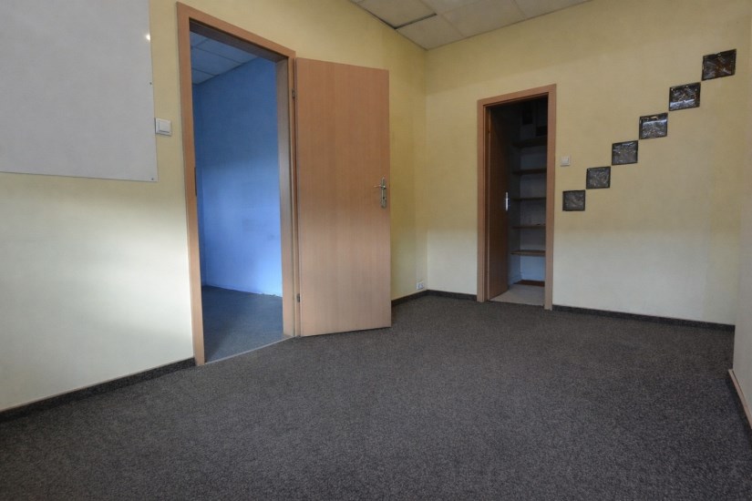 Lokal Wynajem - świętokrzyskie, Kielce m., Kielce, Podkarczówka