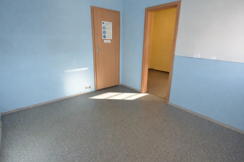 Lokal Wynajem - świętokrzyskie, Kielce m., Kielce, Podkarczówka