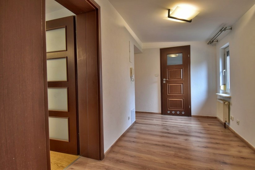 Dom Sprzedaż - świętokrzyskie, Kielce m., Kielce, Ostra Górka