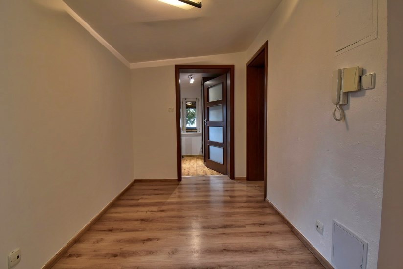 Dom Sprzedaż - świętokrzyskie, Kielce m., Kielce, Ostra Górka