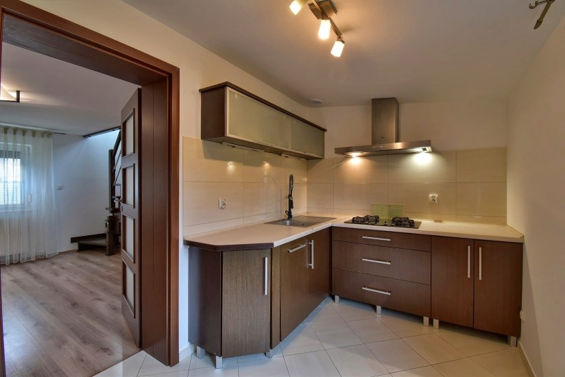 Dom Sprzedaż - świętokrzyskie, Kielce m., Kielce, Ostra Górka