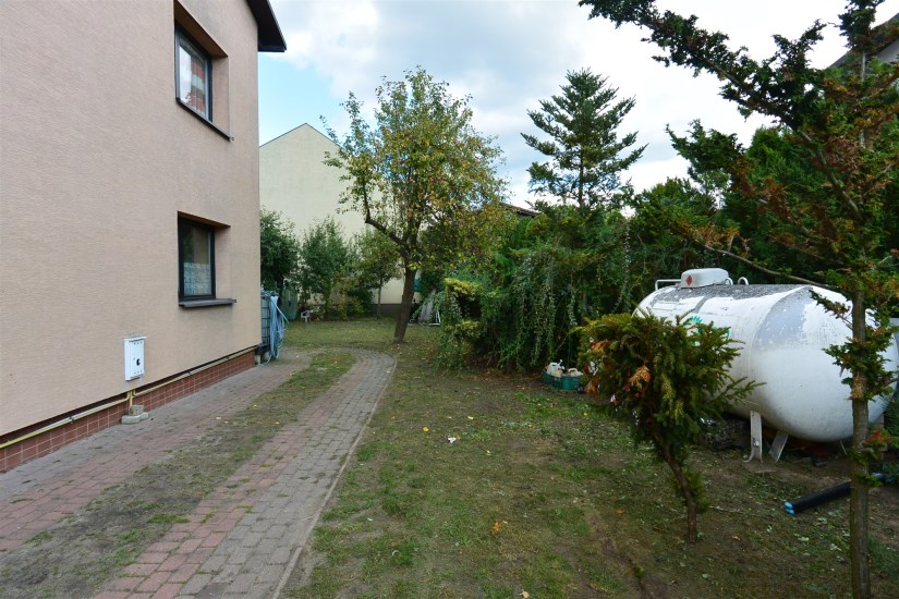 Dom Sprzedaż - świętokrzyskie, kielecki, Piekoszów